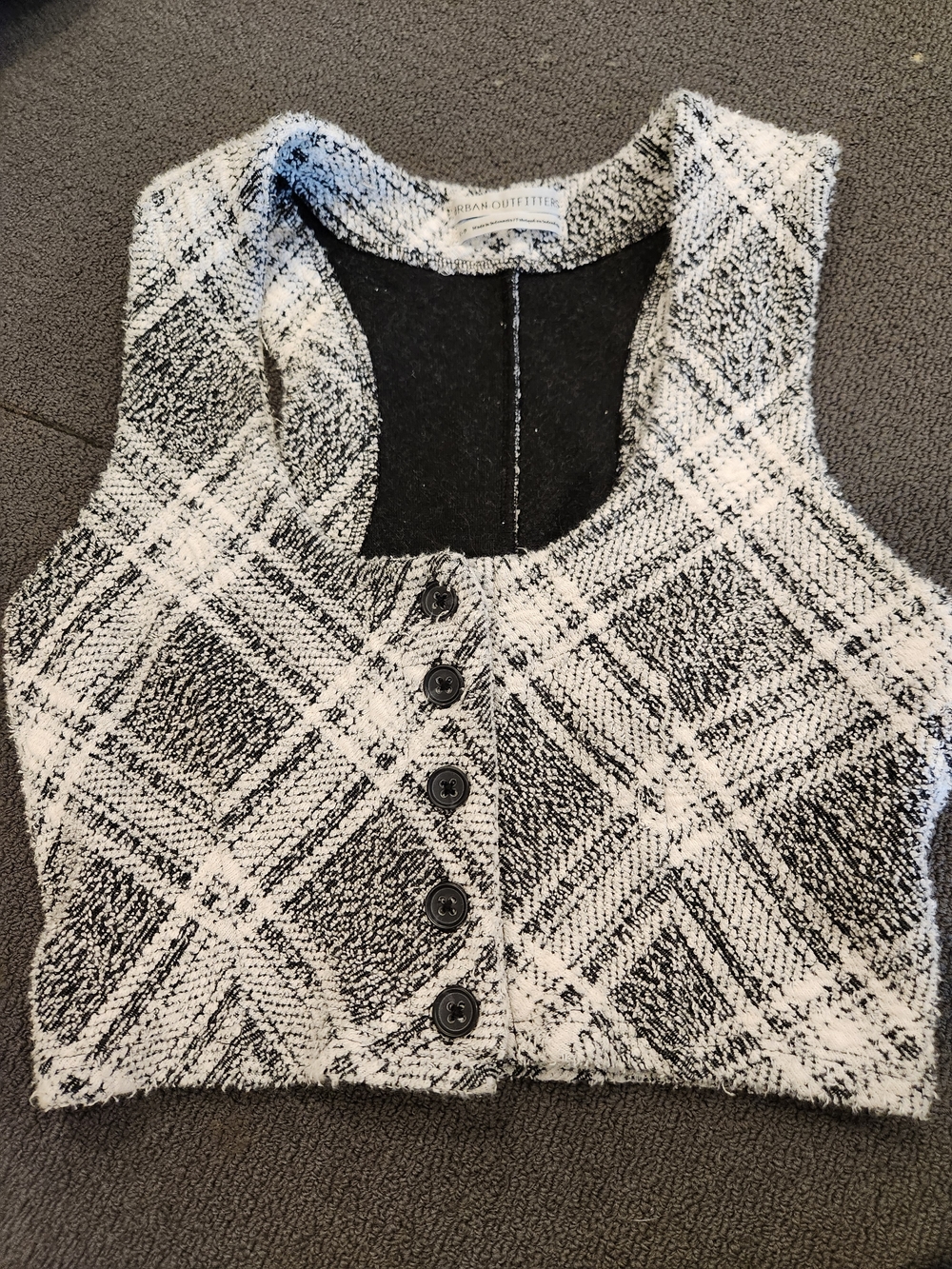 URBAN OUTFITTERS Black & White Plaid Fitted Button-Up Cropped Vest